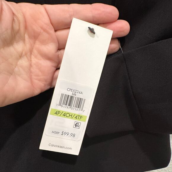 CALVIN KLEIN NWT $99 Black Single Button Blazer Size 4P - Picture 8 of 9
